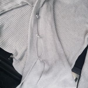 LC Lauren Conrad Sweaters - Womens light grey sweater LC Lauren Conrad Sweaters - Womens light grey sweater